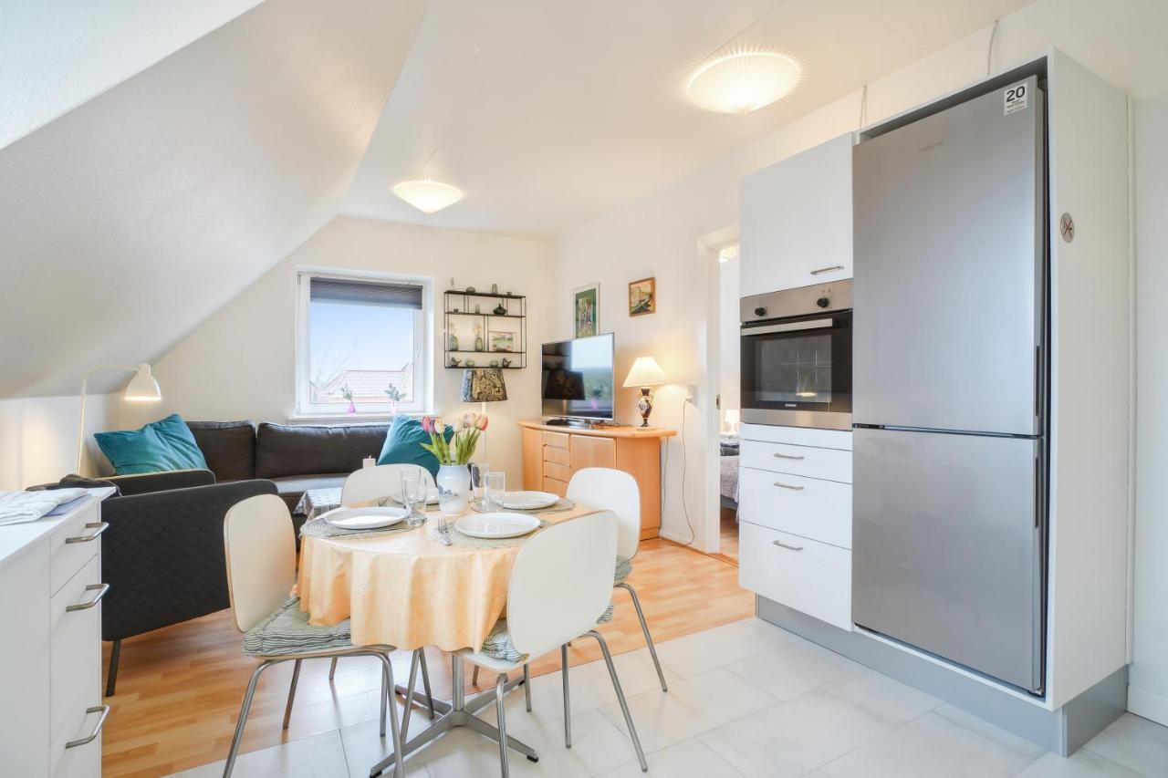 Lovely Top Floor Apart Copenhagen Near Airport, Metro And The Beach Copenhaga Exterior foto