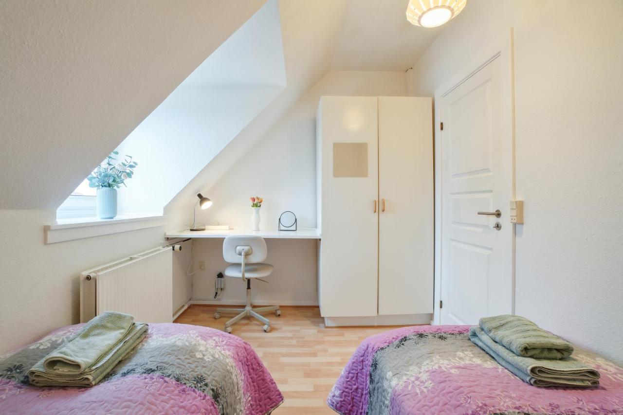 Lovely Top Floor Apart Copenhagen Near Airport, Metro And The Beach Copenhaga Exterior foto